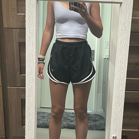 Nike Dri-Fit Shorts - Picture 3 of 3